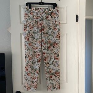 Floral Guess pants